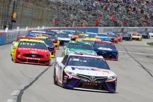 Denny Hamlin, Joe Gibbs Racing, Toyota Camry FedEx Office