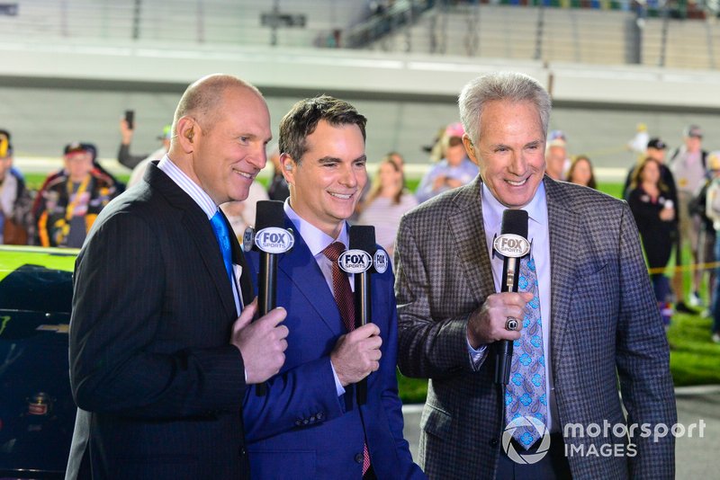 Fox-Kommentatoren: Adam Alexander, Jeff Gordon, Darrell Waltrip