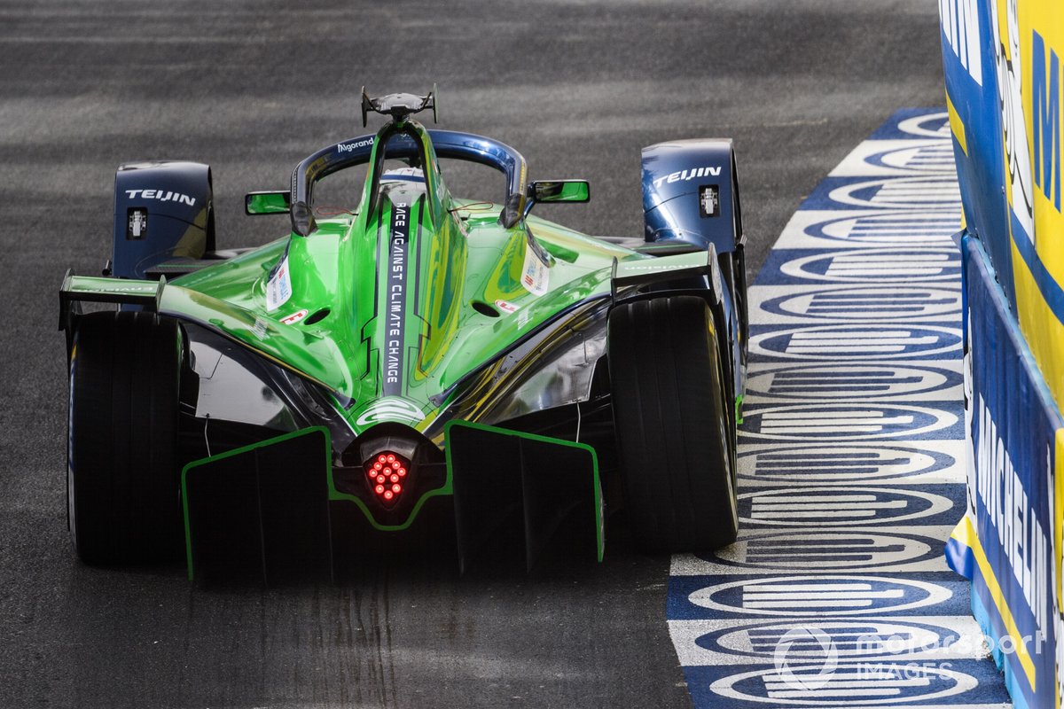 Cassidy's session ended abruptly with his Envision in the barriers, bringing out the red flags