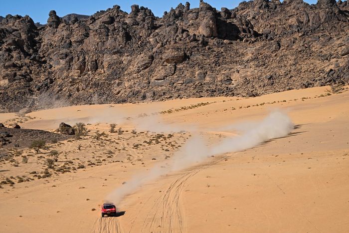 #211 Bahrain Raid Xtreme Prodrive: Sebastien Loeb, Fabian Lurquin