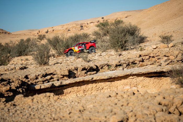 #211 Bahrain Raid Xtreme Prodrive: Sebastien Loeb, Fabian Lurquin
