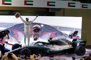 Le vainqueur Lewis Hamilton, Mercedes AMG F1
