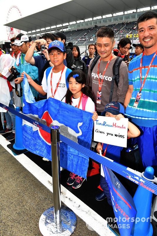 Scuderia Toro Rosso taraftarları