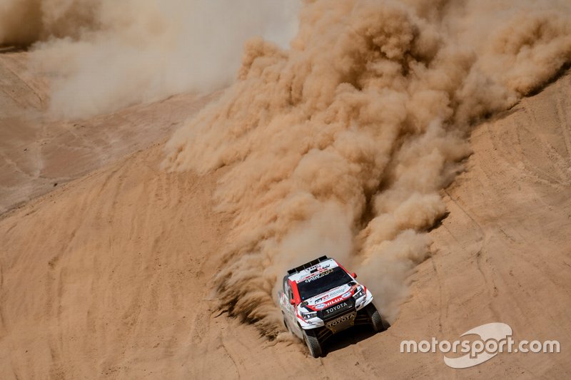 #301 Toyota Gazoo Racing Toyota Hilux: Нассель Аль-Аттія, Маттьйо Бомель