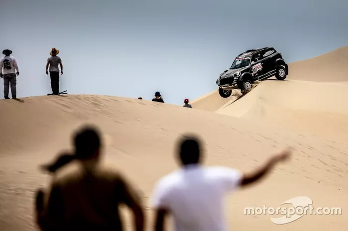 #307 X-Raid Team: Nani Roma, Alex Haro Bravo
