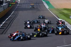 Guanyu Zhou, Uni-Virtuosi Racing, Dan Ticktum, Carlin and Liam Lawson, Hitech Grand Prix 