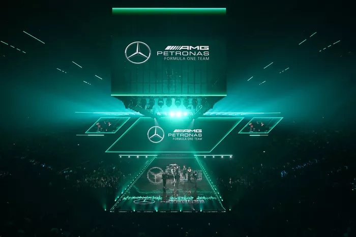 Mercedes F1 W16