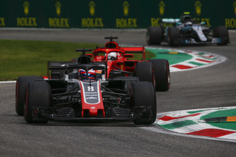 Romain Grosjean, Haas F1 Team VF-18, Sebastian Vettel, Ferrari SF71H et Valtteri Bottas, Mercedes AMG F1 W09