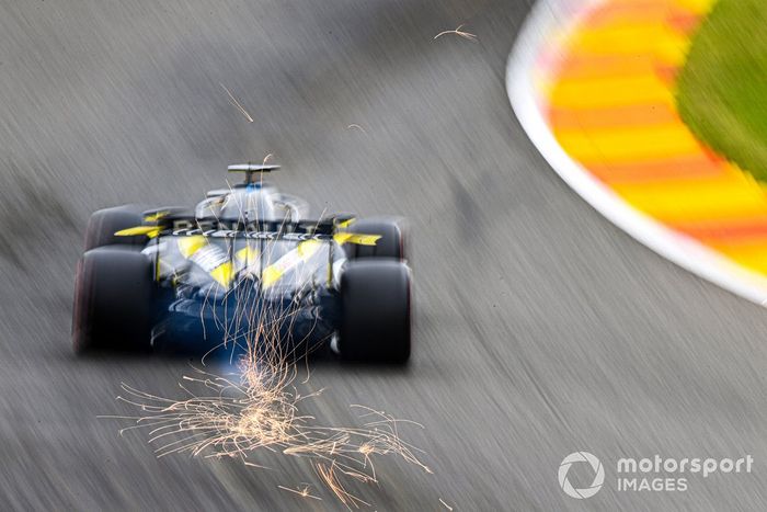 Daniel Ricciardo, Renault F1 Team R.S.20 sacando chispas