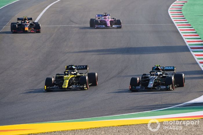 Daniel Ricciardo, Renault F1 Team R.S.20, Valtteri Bottas, Mercedes F1 W11, Alex Albon, Red Bull Racing RB16, Sergio Pérez, Racing Point RP20