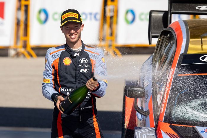 Podio: Martijn Wydaeghe, Hyundai World Rally Team