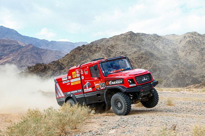 #503 MAZ-SPORTauto: Siarhei Viazovich, Pavel Haranin, Anton Zaparoshchanka