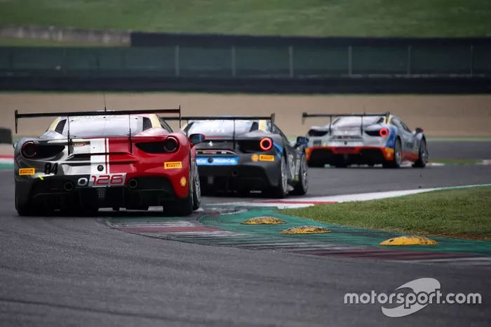 #84 Ferrari 488 Challenge, Octane 126: Bjorn Grossmann