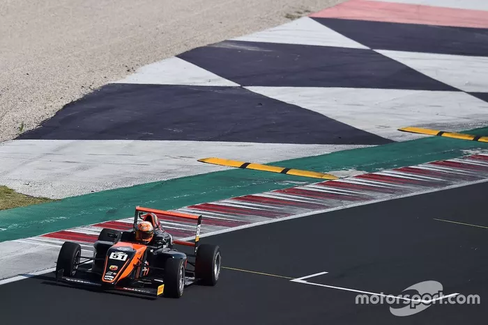 Francesco Pizzi, Van Amersfoort Racing N  