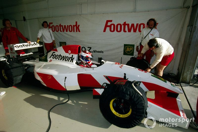 FOOTWORK アロウズ　鈴木亜久里号 フットワーク アロウズ 無限ホンダ FA13 鈴木亜久里 展示中 in