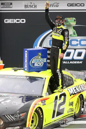 Race Winner Ryan Blaney, Team Penske, Ford Mustang