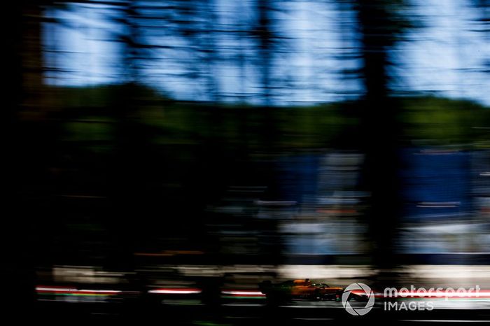 Carlos Sainz Jr., McLaren MCL34