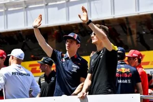 Max Verstappen, Red Bull Racing, en Nico Hulkenberg, Renault F1 Team