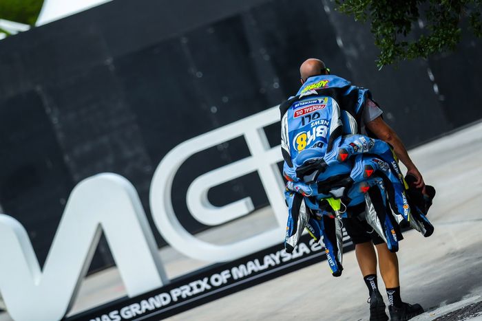 Paddock atmosphere