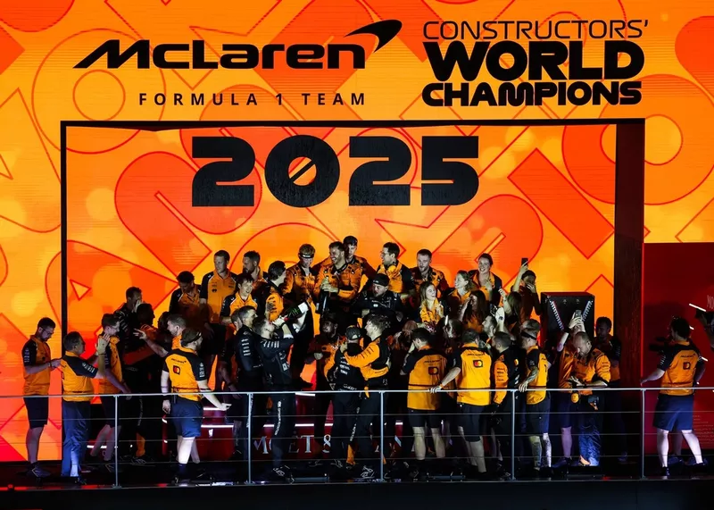McLaren fête son titre mondial des constructeurs