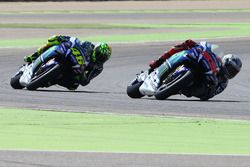 Jorge Lorenzo, Yamaha Factory Racing; Valentino Rossi, Yamaha Factory Racing