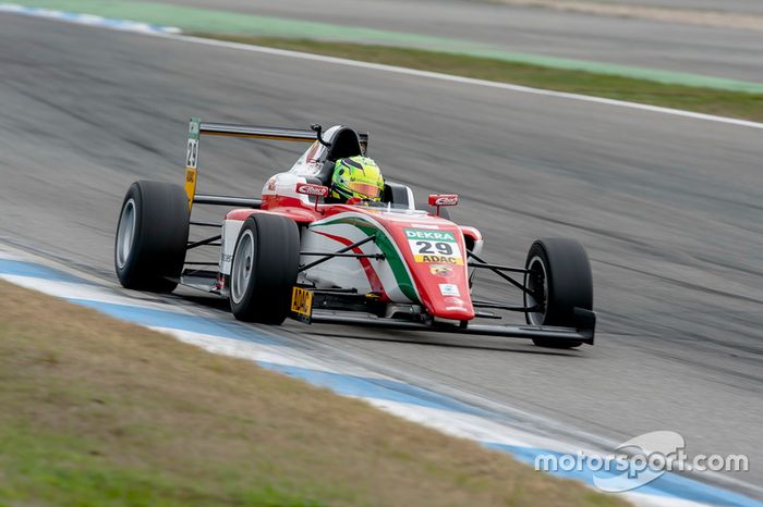 2016 - ADAC F4