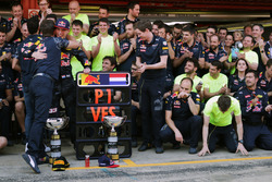 Race winner Max Verstappen, Red Bull Racing celebrates with Christian Horner, Red Bull Racing Team P