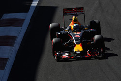 Daniel Ricciardo, Red Bull Racing RB12