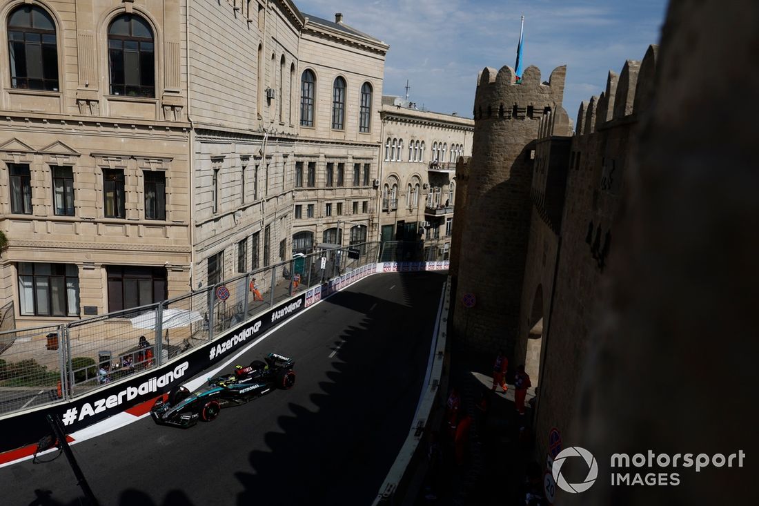 Lewis Hamilton, Mercedes F1 W15 