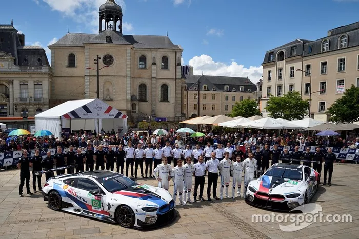 Preparação da BMW para as 24 horas de Le Mans