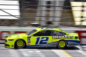 Ryan Blaney, Team Penske, Ford Fusion Menards/Duracell