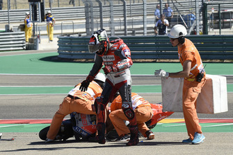 Аварія Хорхе Лоренсо, Ducati Team, на старті гонки