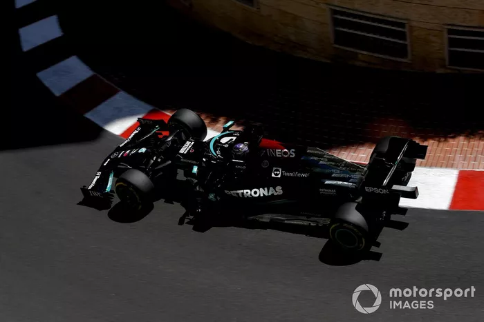Lewis Hamilton, Mercedes W12