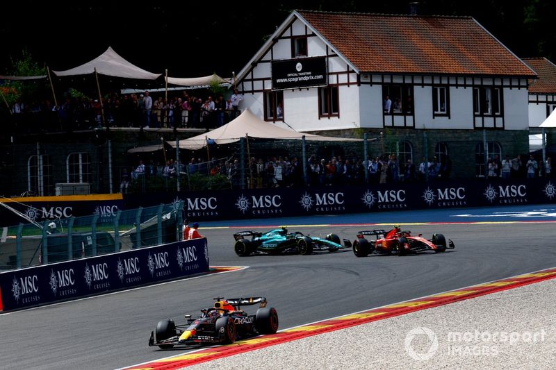 Max Verstappen, Red Bull Racing RB19, Carlos Sainz, Ferrari SF-23, Fernando Alonso, Aston Martin AMR23