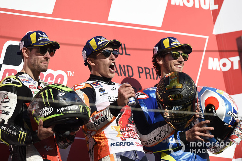 Podio: il vincitore della gara Marc Marquez, Repsol Honda Team, il secondo classificato Cal Crutchlow, Team LCR Honda, il terzo lassificato Alex Rins, Team Suzuki MotoGP