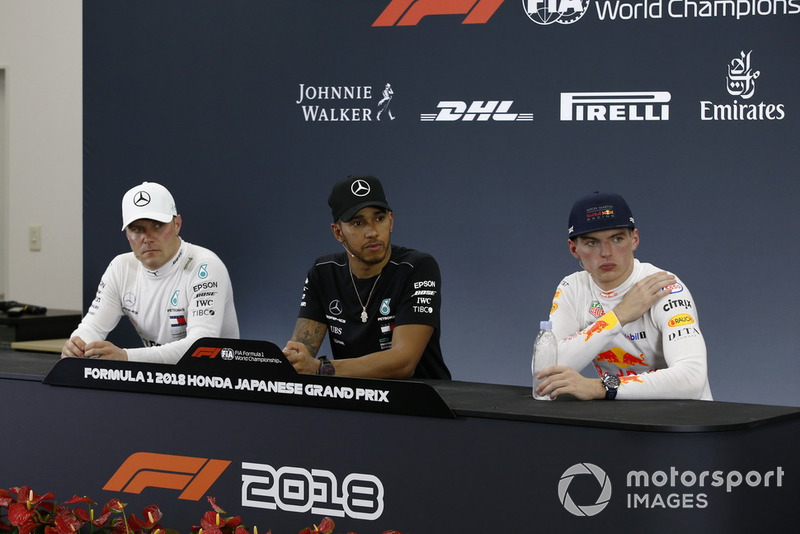 Valtteri Bottas, Mercedes AMG F1, Lewis Hamilton, Mercedes AMG F1 y Max Verstappen, Red Bull Racing