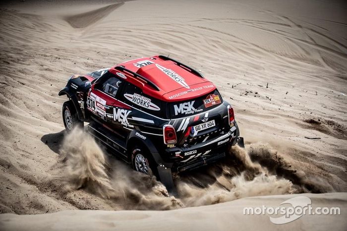 #374 Mini: Denis Krotov, Dmytro Tsyro, MSK Rally Team