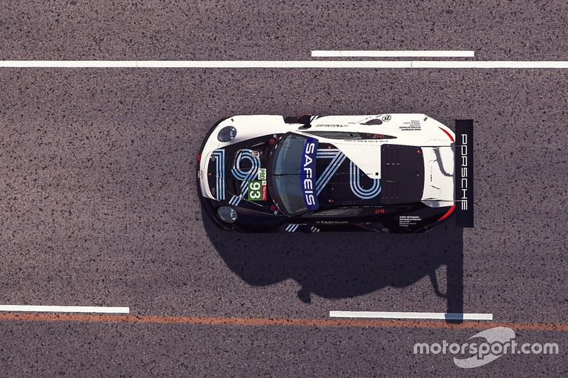 #93 Porsche Esports Team Porsche 911 RSR: Nick Tandy, Ayhancan Guven, Joshua Rogers, Tommy Ostgaard