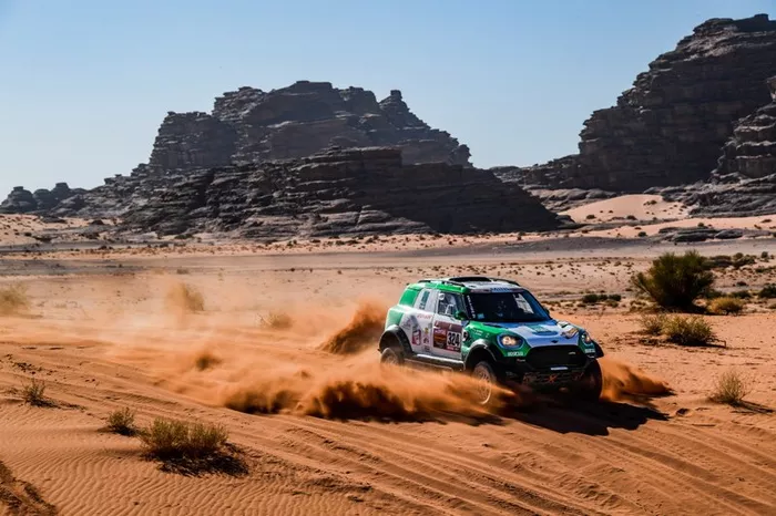 #324 X-Raid Mini: Yasir Seaidan, Kuzmich Alexy