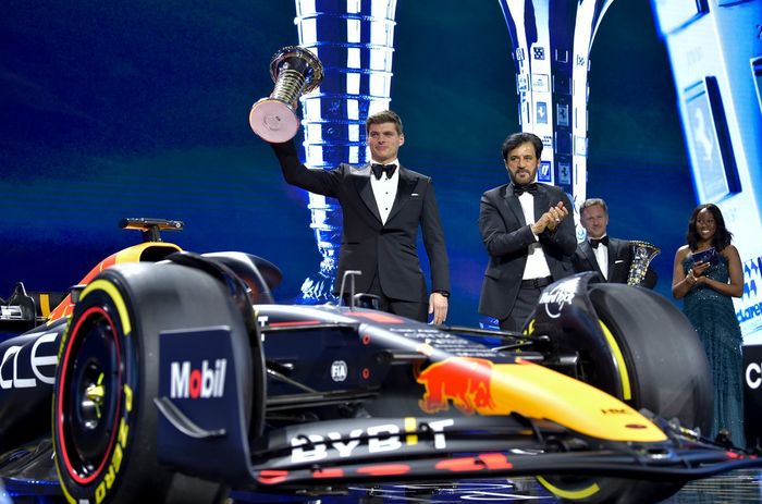 Max Verstappen, Campeón de Fórmula 1 de la FIA, Mohammed Ben Sulayem, Presidente de la FIA