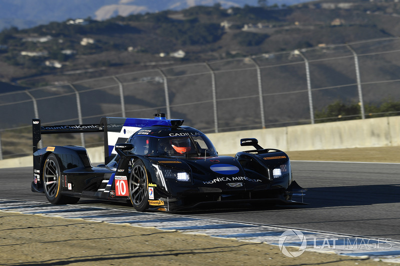 #10 Wayne Taylor Racing Cadillac DPi: Ricky Taylor, Jordan Taylor