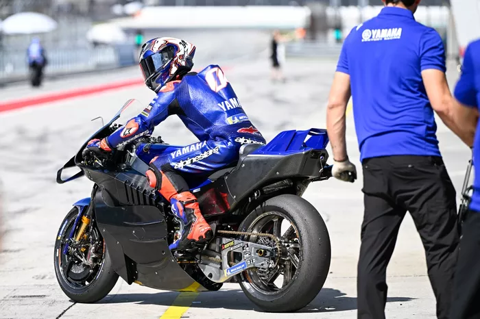 Andrea Dovizioso, Yamaha Factory Racing