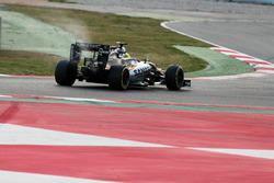 Sergio Pérez, Sahara Force India F1 VJM09 se detiene sobre el circuito