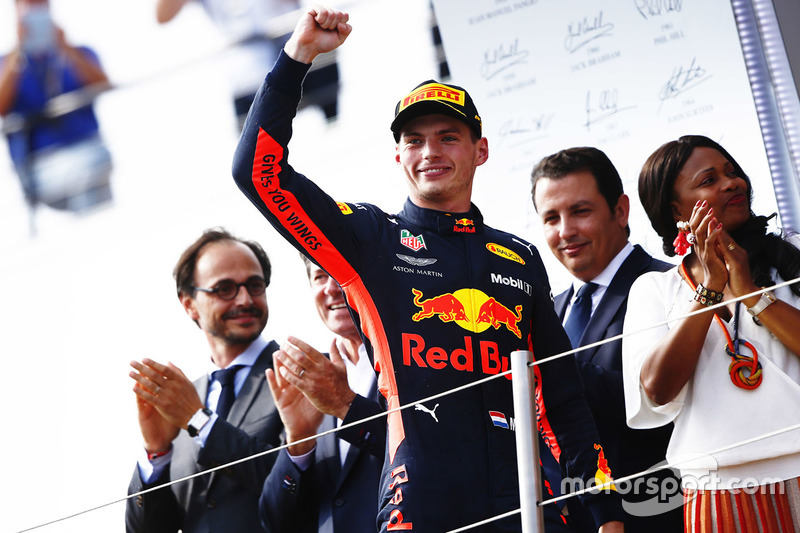 Max Verstappen, Red Bull Racing, celebra su segunda plaza en el GP de Francia 2018