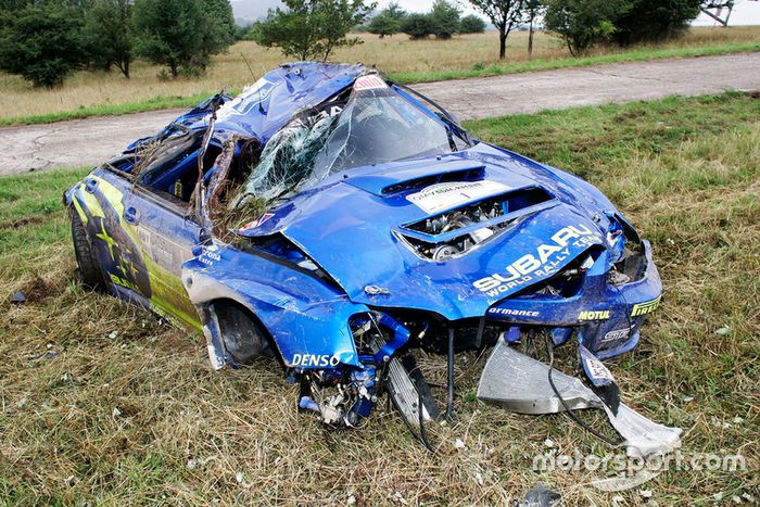 Petter Solberg, Phil Mills, Subaru Impreza, coche accidentado