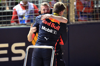Max Verstappen, Red Bull Racing dans le parc fermé