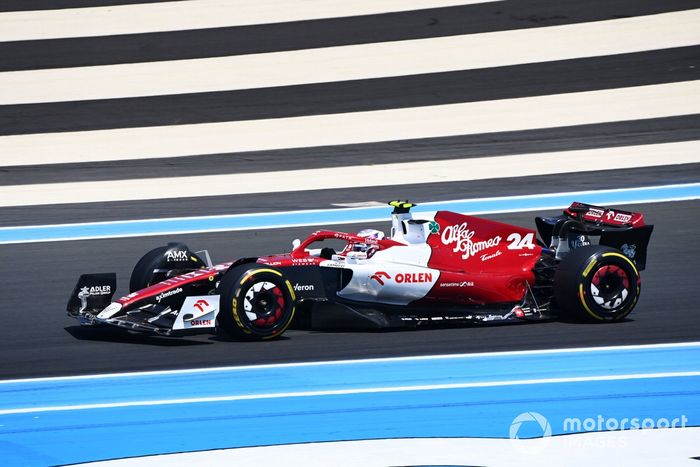 Zhou Guanyu, Alfa Romeo C42