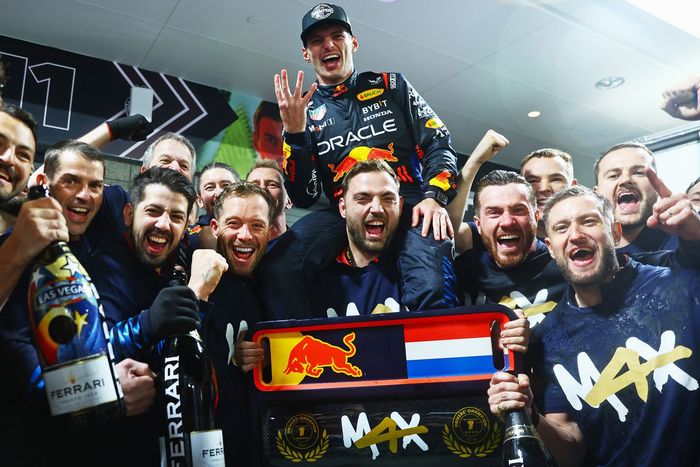 Mistrz świata Max Verstappen, Red Bull Racing
