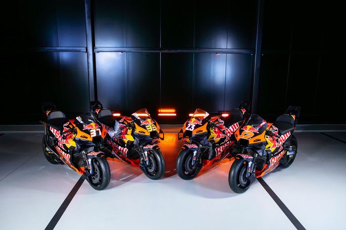 Pedro Acosta, Brad Binder, Red Bull KTM Factory Racing, Enea Bastianini, Maverick Viñales, Red Bull KTM Tech3