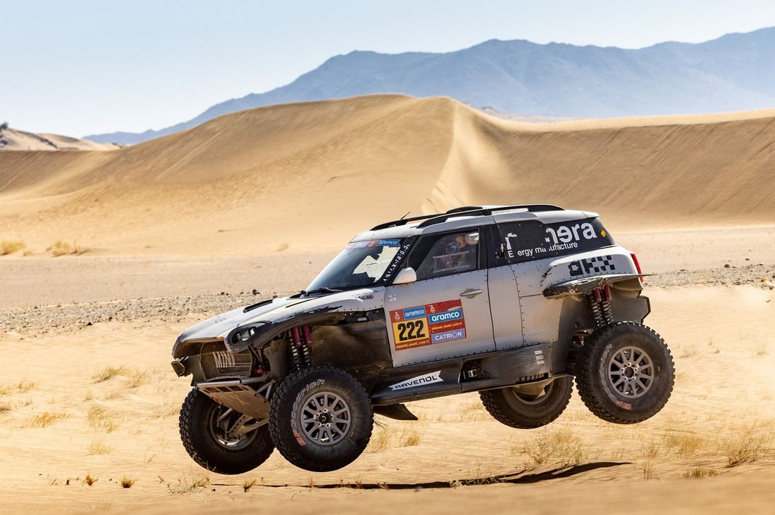 #222 X-Raid Mini JCW Equipo Mini: Guillaume De Mevius, Mathieu Baumel